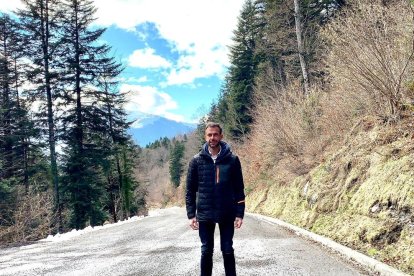Marqués, ayer en el puerto del Portilhon, ya abierto a la circulación tras más de un año.