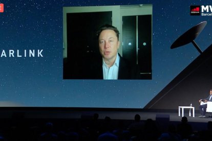 Elon Musk plantea despedir a la mitad de los trabajadores de Twitter después de adquirir la plataforma, según 'Bloomberg'