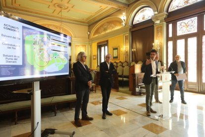 L'acte de presentació del projecte de restauració de les muralles de la Seu Vella de Lleida.