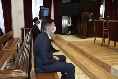 El futbolista del Celta Santi Mina condemnat a 4 anys de presó per abús sexual