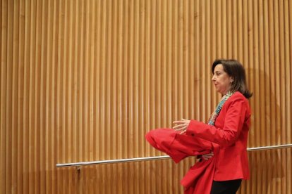 La ministra de Defensa, Margarita Robles, a la seua arribada a la Comissió de Defensa al Congrés dels Diputats.