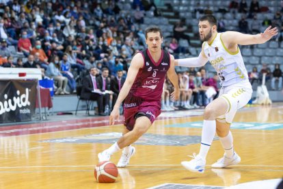 Albert Lafuente, en un partit de la temporada passada.