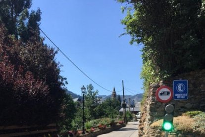 Un dels semàfors que s’han instal·lat al carrer Major.