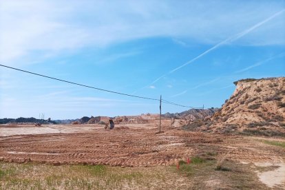 Una vista de las obras de explanación del terreno para el secadero.