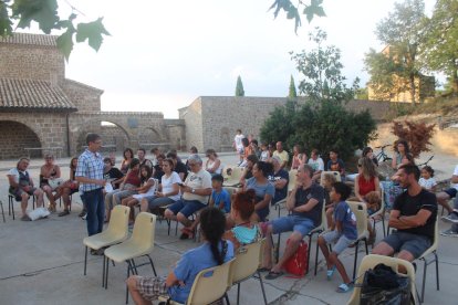 Taller de construcció d’un rellotge solar, dissabte a Tiurana.