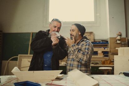 Frame de la docuserie ‘‘TechnoCrafts’’ presentada por los leridanos.
