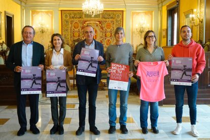 Un moment de la presentació de la cursa, ahir a la Paeria de Lleida.