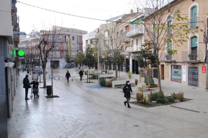 La plaça Manuel Bertrand, per a vianants des de les obres de les places del centre.