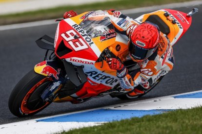 Marc Márquez con su Honda.