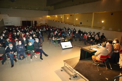 L’acte informatiu celebrat ahir a la tarda a Albatàrrec.