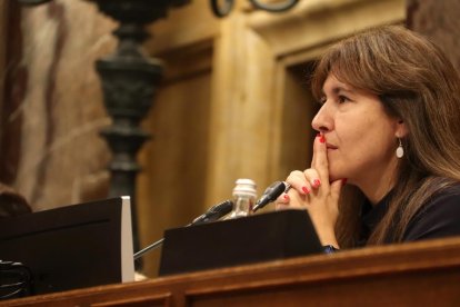 La presidenta del Parlament, Laura Borràs, durante la sesión de control al pleno de la cámara