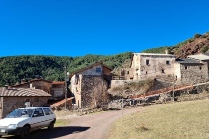 Vista de Mencui, al que se accede a través de un camino de tierra.