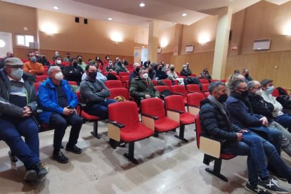 La conferencia impartida por la directora de Energía en Alcarràs .