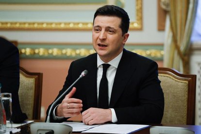 El president d'Ucraïna, Volodímir Zelenski, durant una trobada amb el president del Consell Europeu, Charles Michel, el març del 2021