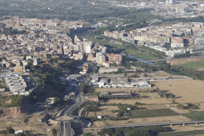 Vista aèria de Lleida, amb 700 solars buits, 250 dels quals han de pagar la taxa de residus.