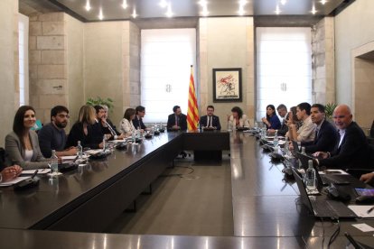 La cimera de l’aigua va reunir Govern i representants de tots els partits tret de Vox.