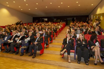 La fiesta de Sant Raimon de Penyafort del Col·Legi de l’Advocacia de Lleida, ayer en la Llotja. 