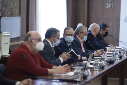 Los convocantes del paro mantienen su protesta pese a avances en negociación