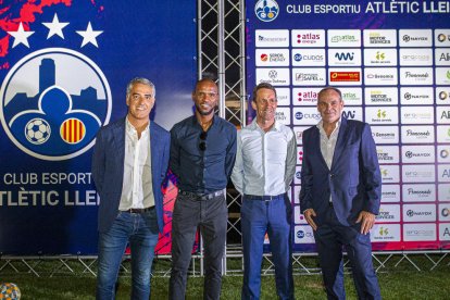 Néstor Gutiérrez, Éric Abidal, Ramon Planes i Xavier Batalla, ahir a la presentació a Lleida.