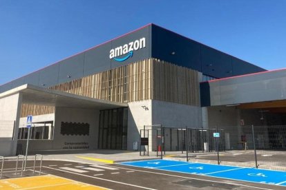 La nau logística d'Amazon a Mollet del Vallès.