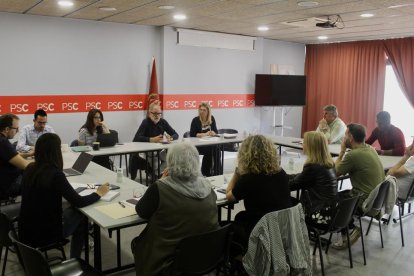 Imagen de la reunión de los miembros de la candidatura.