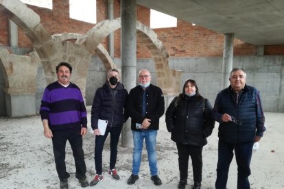 La visita que van dur a terme ahir els arquitectes.