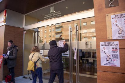 Imatge d’arxiu d’una protesta a la seu d’Educació.