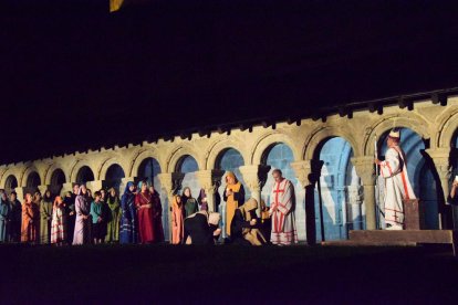 Un moment de la representació ahir d’aquesta obra a la Catedral de la Seu.