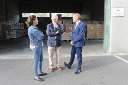 Crespín va visitar les instal·lacions del Banc dels Aliments de Lleida.