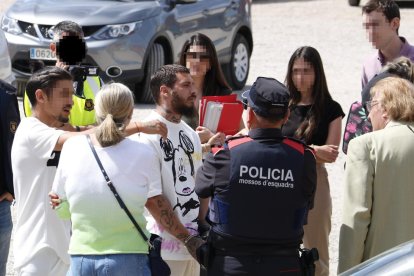 Reconstruyen el apuñalamiento mortal en Les Borges Blanques en el aparcamiento del Hort del Rabasser