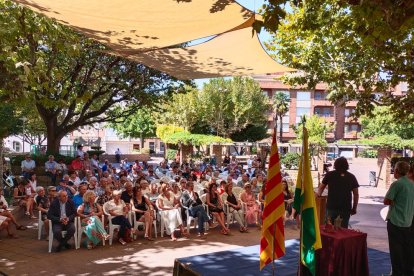 Bellpuig entrega el Premi Estel a Carla Simón por “el logro más importante del cine en catalán”