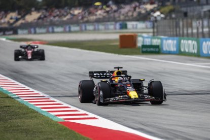 Verstappen, durant la primera sessió de lliures d’ahir.