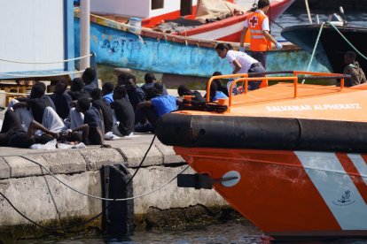 L’embarcació interceptada ahir al sud de Tenerife.