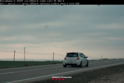 El vehicle va ser captat a 185 km/h per l’L-311 a Cervera.