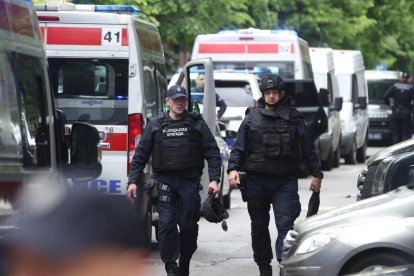 Nueve muertos por los disparos de un alumno en una escuela de Belgrado