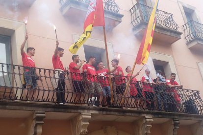 Jugadors del Futsal Palau d’Anglesola, ahir a l’ajuntament.