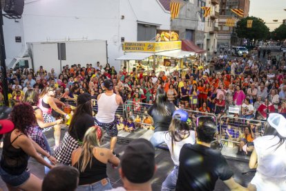 Pardinyes. Varietat de públic i espectacle són dos dels ingredients de les celebracions d'aquest barri de Lleida, que estan marcades per l'èxit de convocatòria