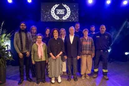 El ayuntamiento entregó los galardones de ‘Almacellenc/ca de l’Any’ ayer en la sala Arca. 