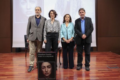 Presentación ayer en la Biblioteca Nacional de ‘Todo va a mejorar’.