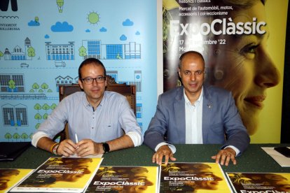 L'alcalde de Mollerussa, Marc Solsona, i el director de Fira de Mollerussa, Xavier Roure, en la presentació de la fira Expoclàssic

Data de publicació: dimarts 13 de setembre del 2022, 13:04

Localització: Mollerussa

Autor: Oriol Bosch