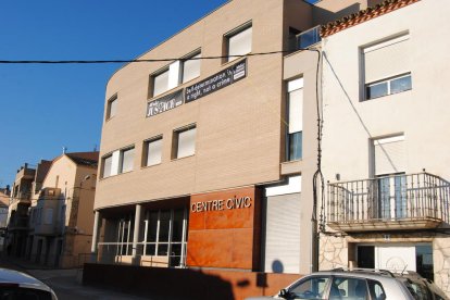 El Centre Cívic de Golmés.