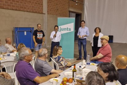 Gavín va exposar les seues propostes en una visita a Penelles.