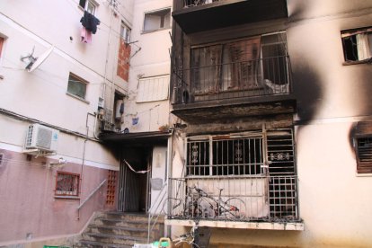 Estado en el que quedó la planta baja y la primera planta del edificio tras el incendio. 