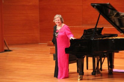 Teresina Jordà, en una imagen de archivo de un recital que ofreció en 2014 en el Auditori de Lleida.