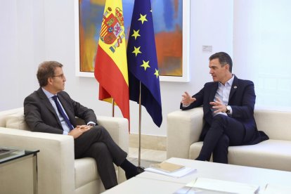 Feijóo i Sánchez, durant la reunió dilluns a la Moncloa.