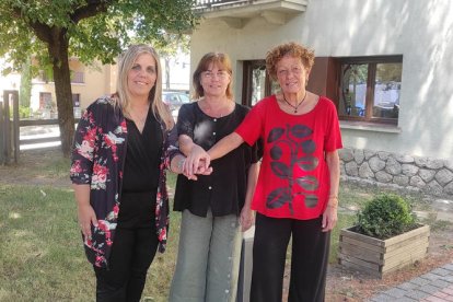 Tres municipios y tres alcaldesas. Los tres ayuntamientos de la Alta Ribagorça tienen alcaldesa. Son, de izquierda a derecha, Maria José Erta (Vilaller), Iolanda Ferran (El Pont de Suert) y Sònia Bruguera (La Vall de Boí). 