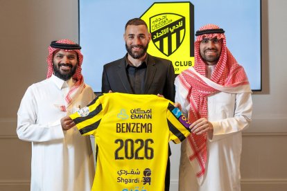 El club saudita Al-Ittihad anuncia el fitxatge de Benzema