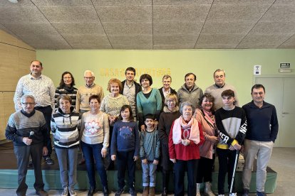 Fotografia de grup dels guardonats a l’acte d’entrega que es va celebrar diumenge.