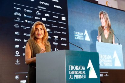 La ministra de Transports, Mobilitat i Agenda Urbana espanyola, Raquel Sánchez, a la Trobada empresarial al Pirineu, celebrat a la Seu d'Urgell.