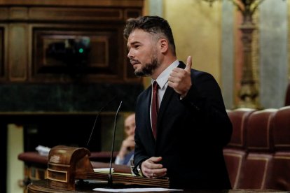 El portaveu d’ERC al Congrés, Gabriel Rufián, en una compareixença al ple.